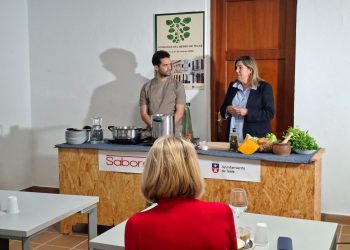 Telde impulsa el producto local con una exitosa masterclass de potaje en las II Jornadas del Berro