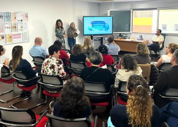 Más de sesenta profesionales se reúnen en el Centro de Salud de Vecindario en unas jornadas de producción científica