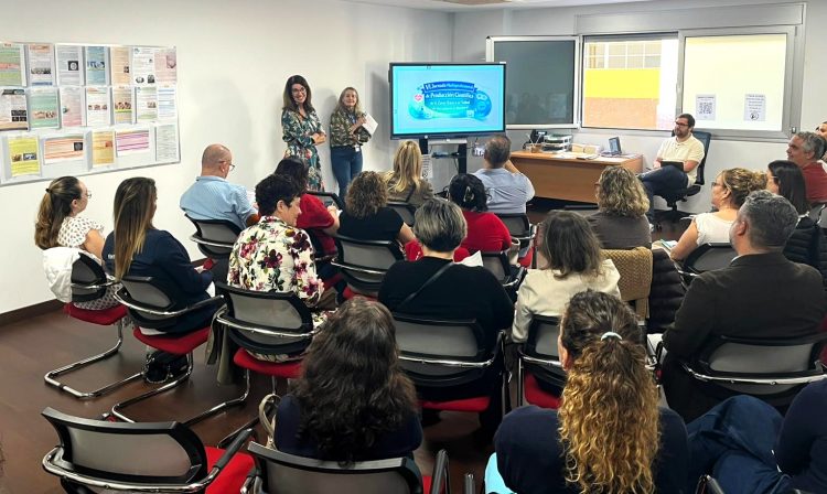 Más de sesenta profesionales se reúnen en el Centro de Salud de Vecindario en unas jornadas de producción científica