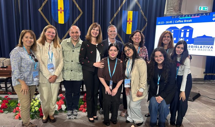 La presidenta del Colegio de Las Palmas participa en las Jornadas de Enfermería de la Macaronesia
