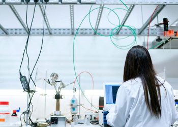 Canarias refuerza su sistema científico con 2 millones de euros para nuevas infraestructuras de investigación   