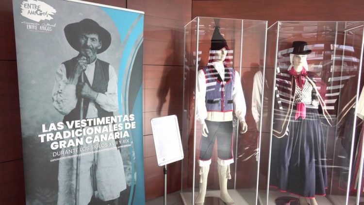 Entre Amigos trae a la Villa de Ingenio la muestra “Las vestimentas tradicionales de Gran Canaria durante los siglos XVIII y XIX”