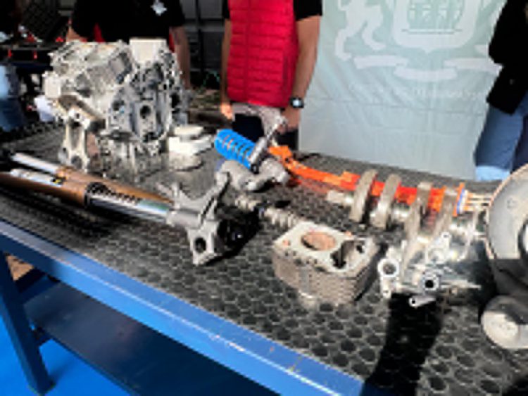 Feria de las Profesiones acerca el futuro laboral al alumnado con una jornada participativa y diversa