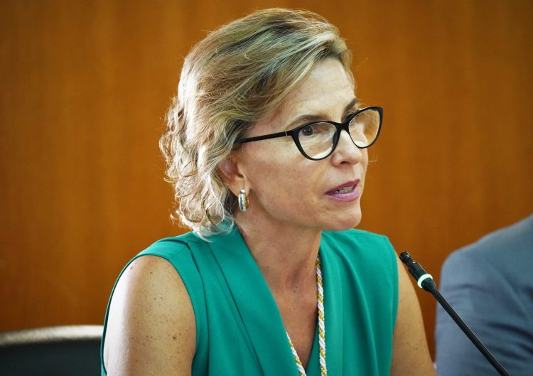 Conchi Narváez exige el expediente completo de las 13 plazas de oficiales y solicita una revisión de oficio ante la gravedad de la denuncia