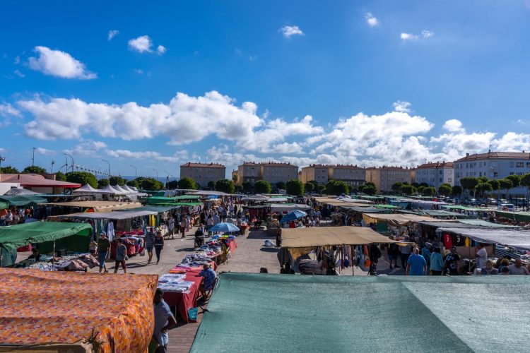 Abierto el plazo para la solicitud de puestos para la venta en los mercadillos de Vecindario y Santa Lucía casco