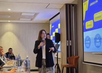 La Autoridad Portuaria de Las Palmas presenta su oferta logística y de servicios a más de 30 empresarios portuarios de América Latina