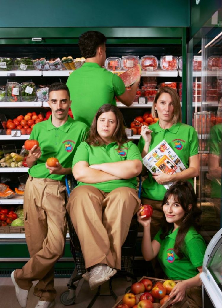 La comedia musical ‘Supersaurio’ llega al Teatro Cruce de Culturas este sábado