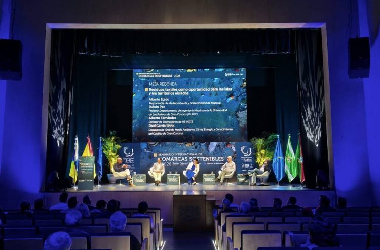 El sureste de Gran Canaria aborda el uso de residuos textiles como «energía» para un futuro más verde