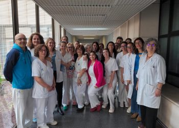 El Insular-Materno Infantil implanta un innovador sistema de seguridad para la elaboración de medicamentos citostáticos