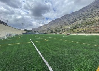 SBT inaugura la remodelación del Complejo Polideportivo ‘Maestro Antonio’ de Cercados de Espino