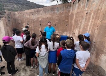 Mogán acerca su patrimonio arqueológico a escolares