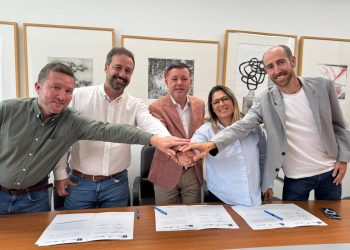 El Cabildo, Telde e Ingenio impulsan una gestión digital unificada del taxi en el Aeropuerto de Gran Canaria