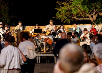 El Poblado de San Fernando volvió a latir al ritmo de las isas, el sabor de la carne de cabra y la tradición canaria en Masparranda