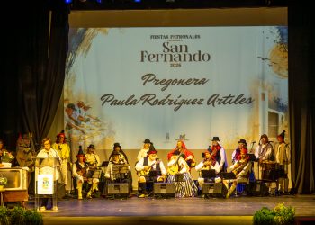 Paula Rodríguez emociona a San Fernando con un pregón lleno de memoria, raíces y amor por Maspalomas