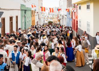 San Isidro celebra su Romería Ofrenda entre tradición y devoción popular