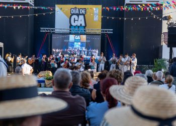 Parrandas, Feria de Artesanía y deportes tradicionales para celebrar el Día de Canarias en la Zona Peatonal 