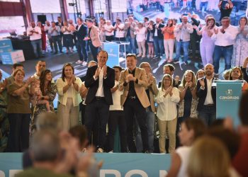 Primero Canarias reúne a 2.000 personas en su primer encuentro de militantes y simpatizantes
