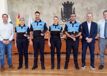 Tres nuevos oficiales toman posesión como agentes de la Policía Local de Agüimes