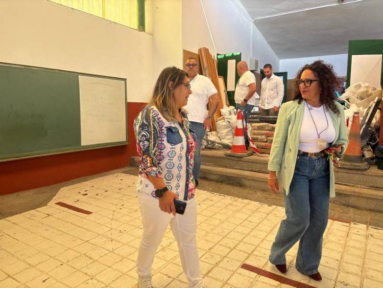 Avanzan las obras de mejora en los centros escolares del municipio con una inversión cercana a los 400.000 euros