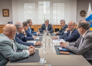 Canarias respalda la iniciativa de las Cámaras de Comercio para crear una red de cámaras de las RUP