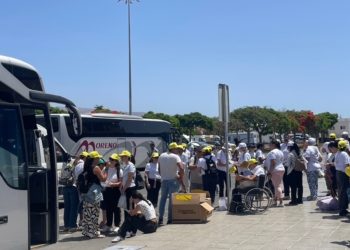El Ayuntamiento pone 9 guaguas a disposición de 800 vecinos para asistir a la misa del Papa León XIV en el Estadio de Gran Canaria