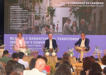 El alcalde de Santa Lucía defiende en el Congreso del Reto Demográfico las políticas municipales por la convivencia