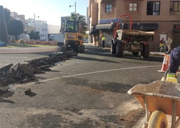 El Ayuntamiento avanza en la renovación de la red de abastecimiento de agua de Arinaga