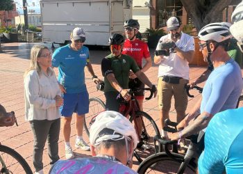 El desafío al Pico de las Nieves vuelve a reunir en Ingenio a ciclistas de toda España en una nueva edición del Training Camp ‘Impulsa tu Físico’