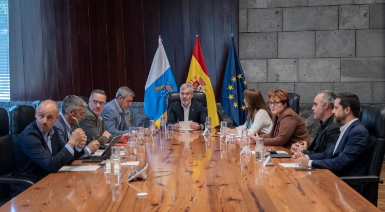 El Gobierno de Canarias activa su red de apoyo en Venezuela para atender a los canarios y descendientes afectados por el terremoto
