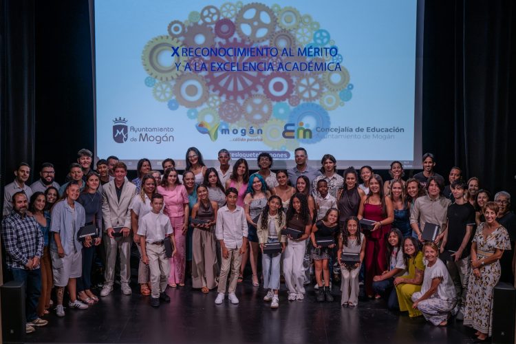 Mogán reconoce el mérito y la excelencia académica de 34 estudiantes