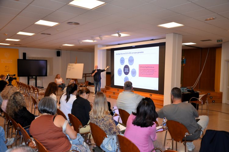 El Ayuntamiento busca respuestas al problema de la vivienda en el Laboratorio de Innovación Social