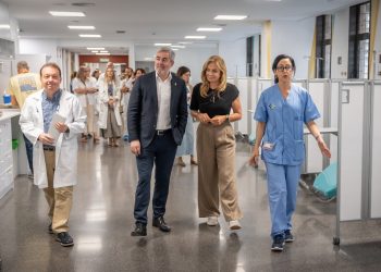 Clavijo destaca las mejoras en la atención a los pacientes del Hospital de Día de Oncología, en el Doctor Negrín