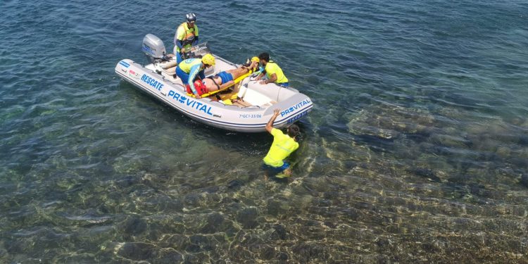 Efectivos de emergencias entrenan su coordinación con un simulacro en Arinaga