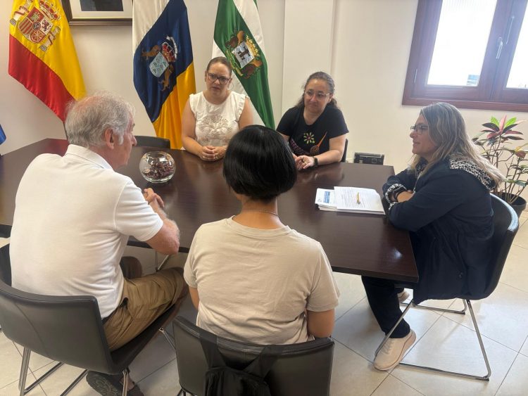 Una misión para compartir vida, fe y solidaridad une a personas de diferentes países en la Villa de Ingenio