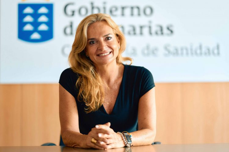 Sanidad incrementa un 41,2 por ciento las dietas por desplazamiento para pacientes y acompañantes que requieren asistencia sanitaria fuera de su isla de residencia