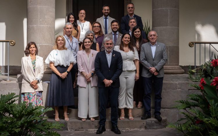 Canarias culmina un hito para la I+D+i con la aprobación de la nueva Ley Canaria de la Ciencia