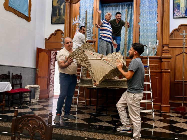 El histórico trono de Nuestra Señora de las Nieves vuelve a brillar como un regalo a Telde en su 675 aniversario