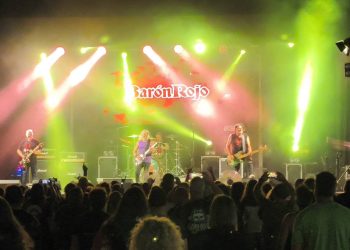 El Pig Fest reúne a un entregado público en una gran noche dedicada al rock en El Carrizal