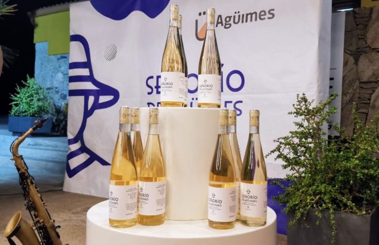 La plaza del Rosario acoge este viernes una nueva edición de la Noche de Vinos