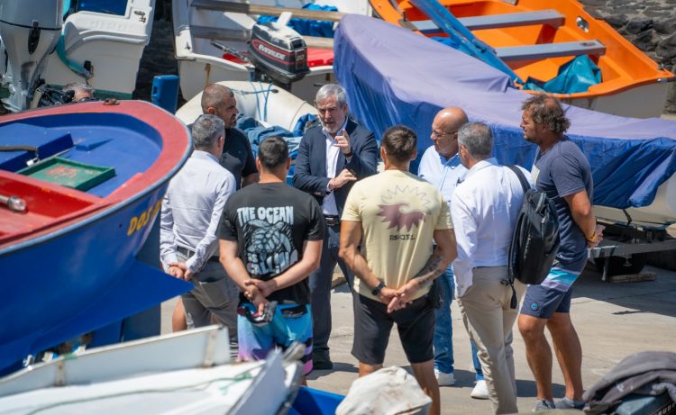 El Gobierno de Canarias cede a la Cofradía de Punta del Hidalgo el uso de las instalaciones portuarias