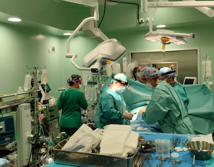 Los profesionales del Hospital Universitario Doctor Negrínrealizan más de 15.700 intervenciones quirúrgicas en 2025