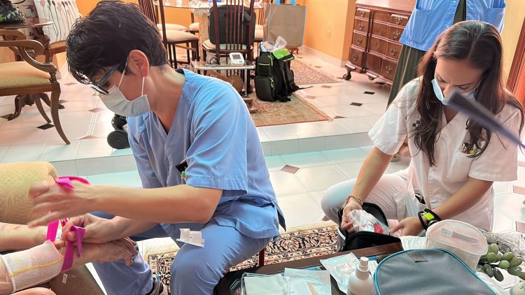 El servicio de Hospitalización a Domicilio del Hospital Doctor Negrín realiza en los primeros seis meses de 2026 más de 7.000 visitas