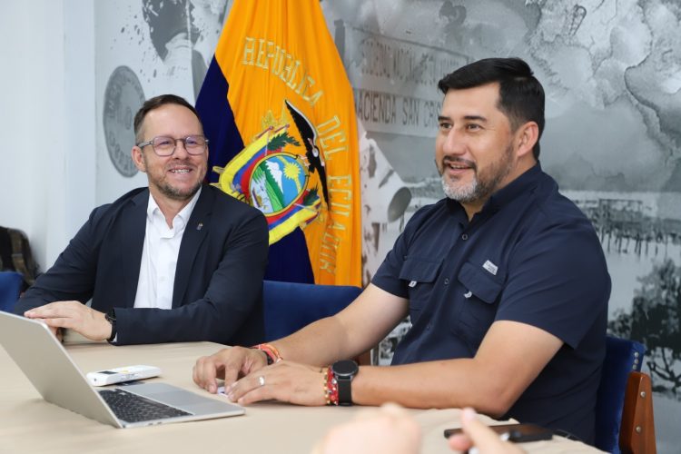 Canarias y Galápagos trabajarán juntos para desarrollar respuestas sostenibles a la realidad insular