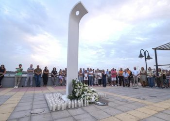 Telde mantiene vivo el recuerdo de las víctimas del JK5022 desde el respeto y la intimidad