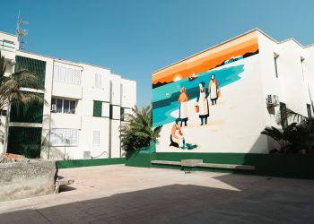 Vivienda culmina la rehabilitación de las 106 Viviendas del Castillo del Romeral, la primera actuación finalizada del plan municipal
