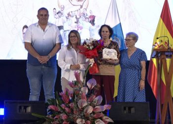 El Carrizal abre las fiestas del Buen Suceso, San Roque y San Haragán con el pregón de Loli Ramírez