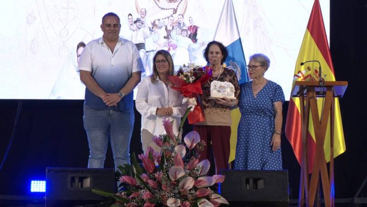 El Carrizal abre las fiestas del Buen Suceso, San Roque y San Haragán con el pregón de Loli Ramírez