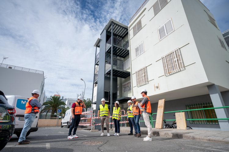 El pleno da luz verde a Vivienda para ampliar el parque público de vivienda y garantizar la continuidad de las obras de La Paz