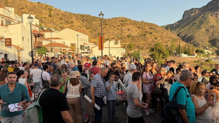 Las “Atalayas cósmicas” del Elder atraen a 20.000 personas en todo el Archipiélago