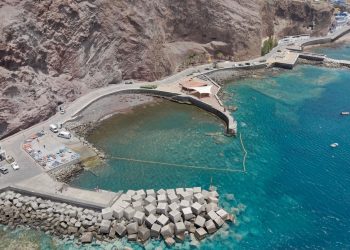 Gáldar mejora la seguridad del Puerto de Sardina con la ejecución de un canal de acceso
